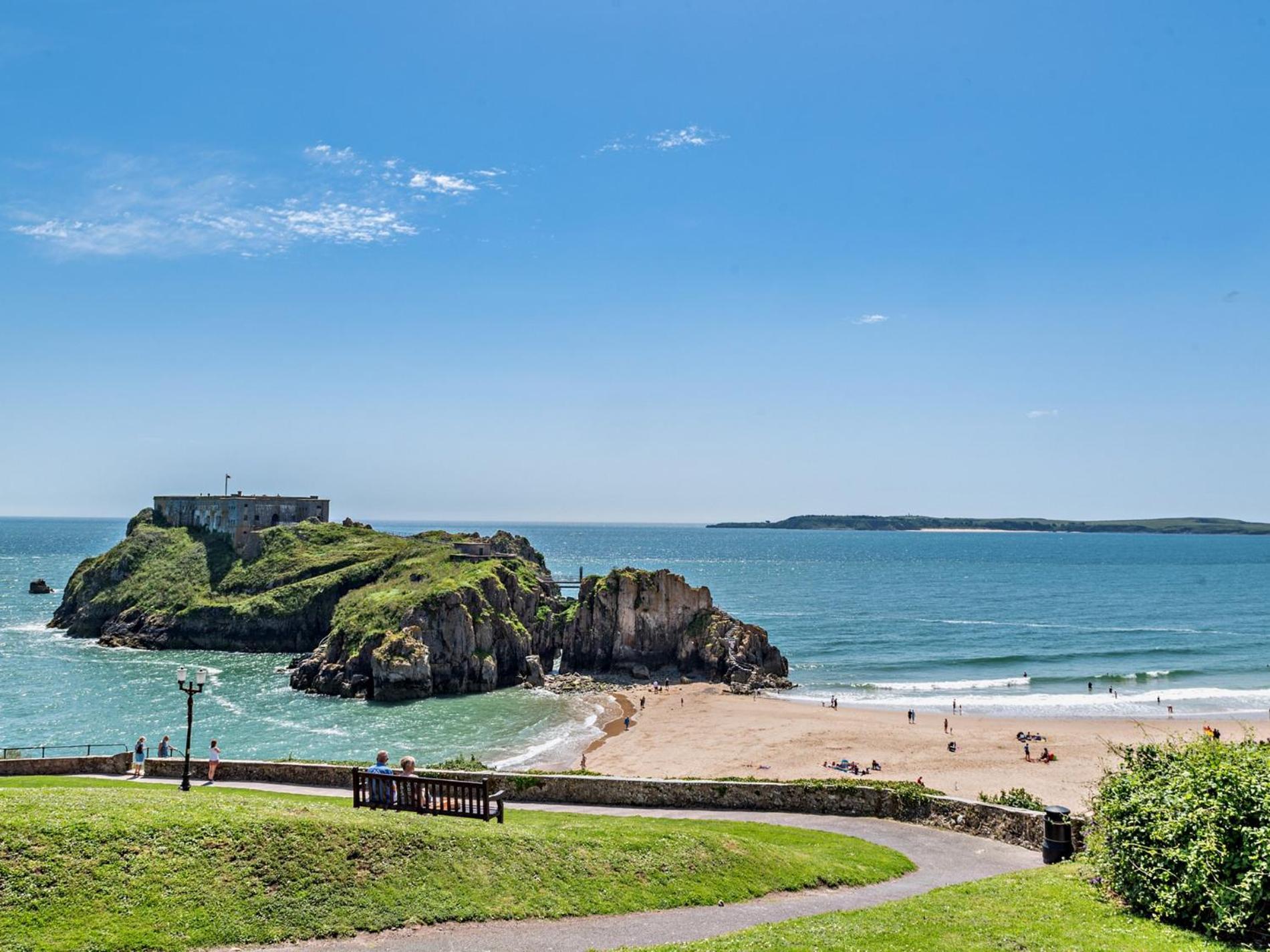3 Bed In Tenby 95027 Экстерьер фото